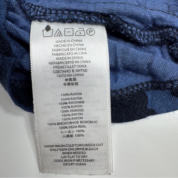 Michael Kors Blue Sequin Sleeveless Tank Top Size Large‎ - Picture 7 of 9